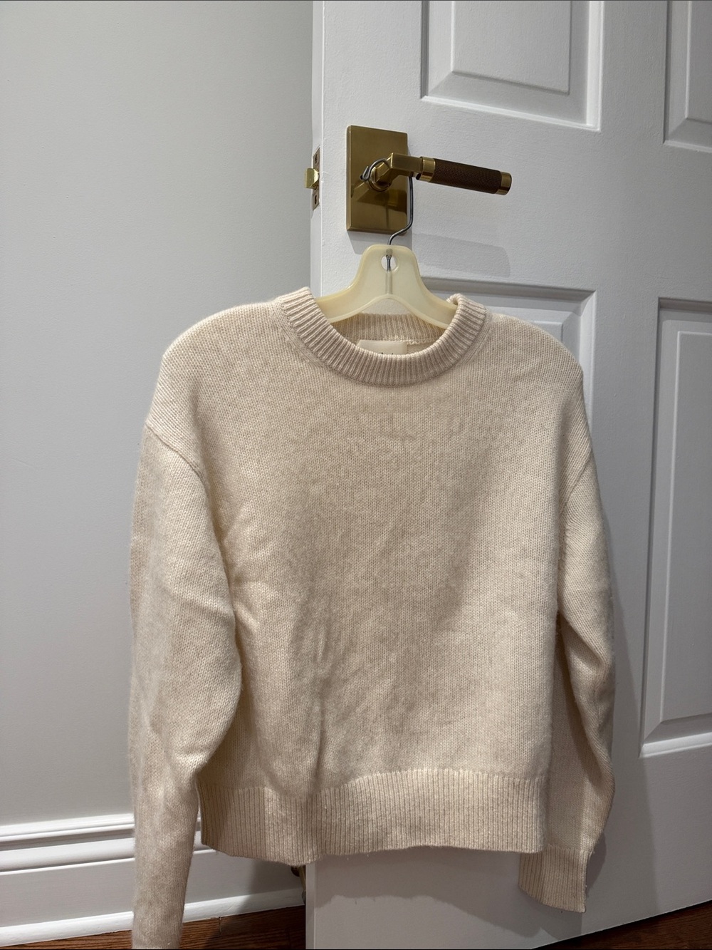 Aritzia Wilfred Cream Crewneck Sweater